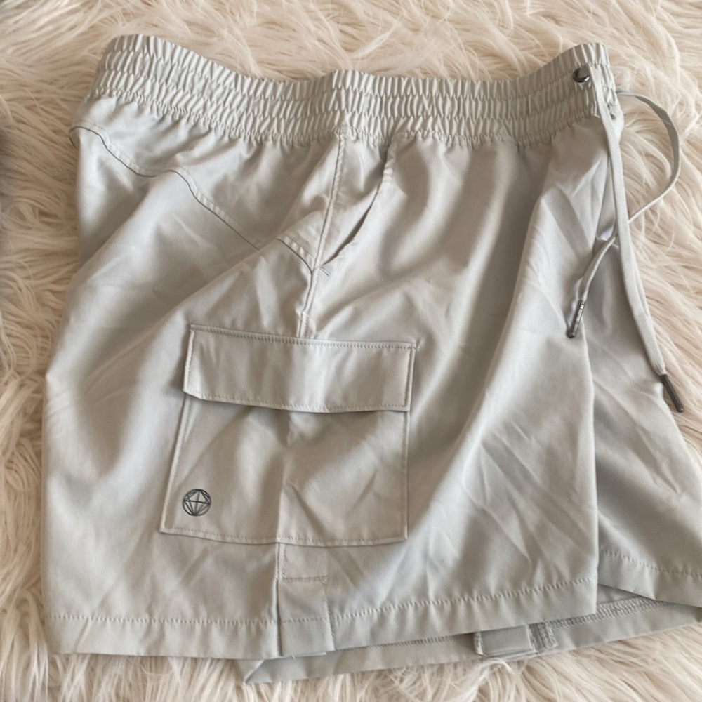 MONDEtTA outdoor project shorts